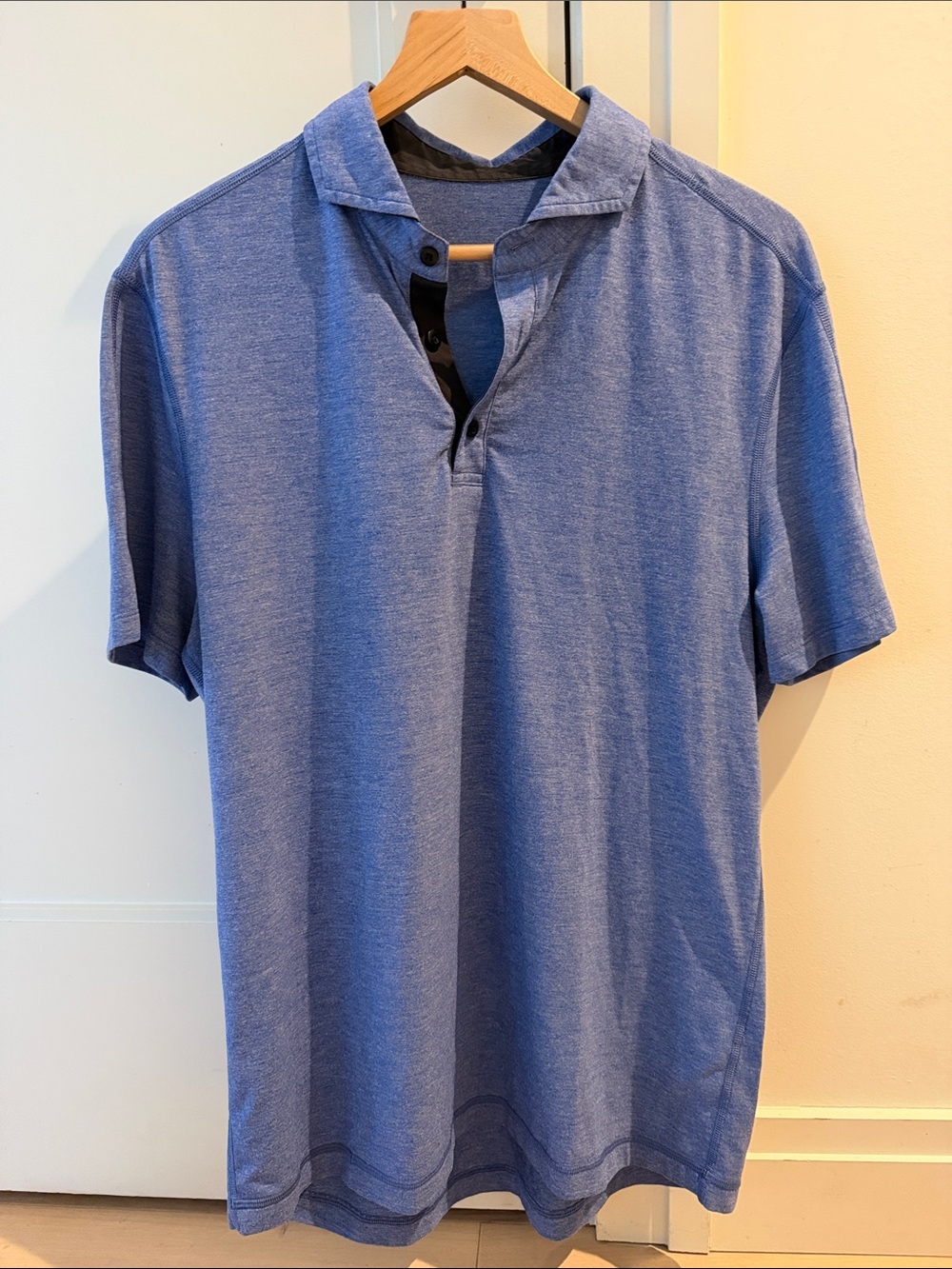 Lululemon Men's Blue Short-Sleeve Polo Shirt
